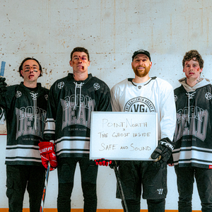 两个肥奶被揉出奶水
