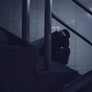 两个肥奶被揉出奶水
